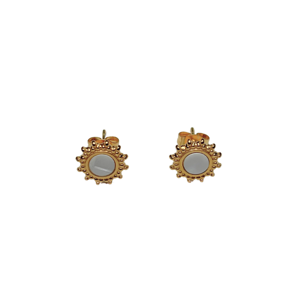 Pearly flower earrings